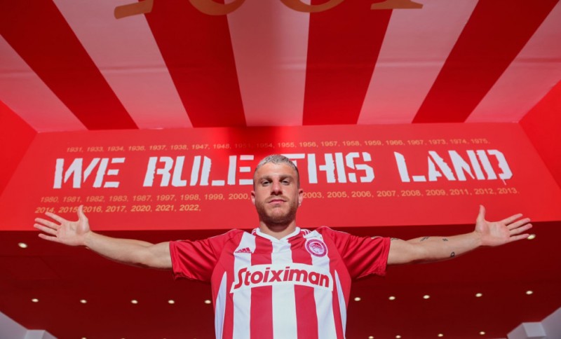 Παίκτης του Θρύλου και επίσημα ο Mπιέλ! (photo)