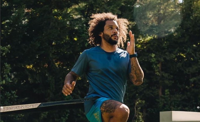 Δεν σταματάει τη δουλειά ο Μαρσέλο! (photos)