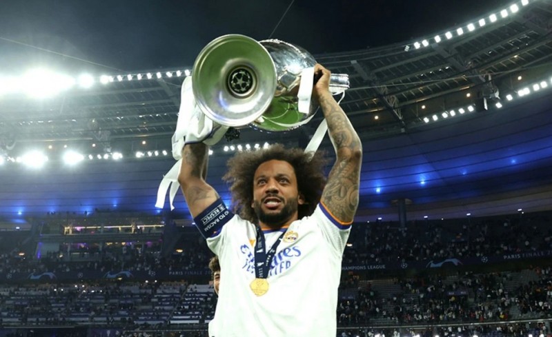 Και η «As» για Μαρσέλο: «Επέλεξε τον Ολυμπιακό»! (photo)