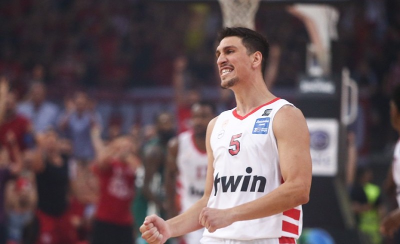 Λαρεντζάκης: «Μεγάλη νίκη, δεν θα περάσουν πολλές ομάδες από εδώ»