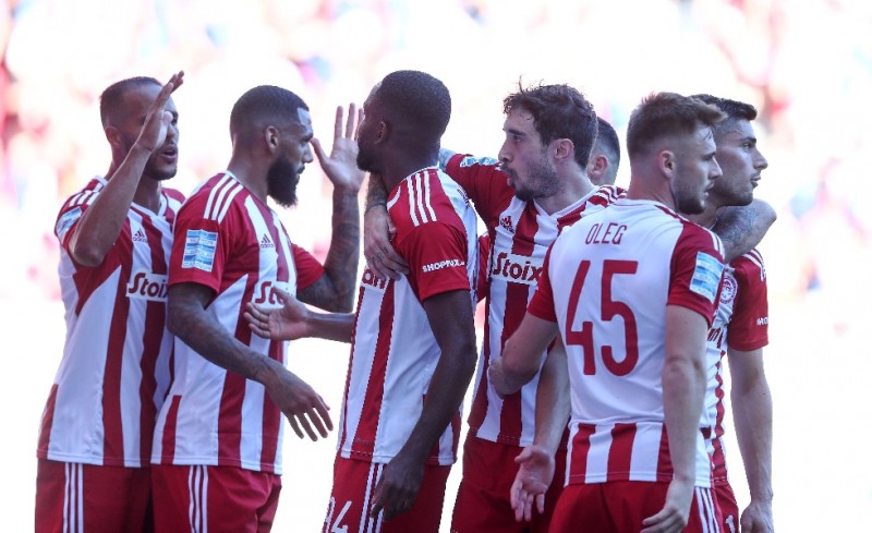 Για να πάρει τα «πάνω» του