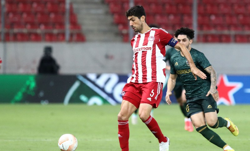 Μπουχαλάκης: «Τα λόγια κούρασαν, πρέπει να δουλέψουμε για να βελτιωθούμε»