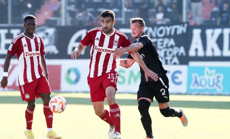 Παπασταθόπουλος: «Κάθε ματς που περνάει, θα παρουσιαζόμαστε και καλύτεροι»