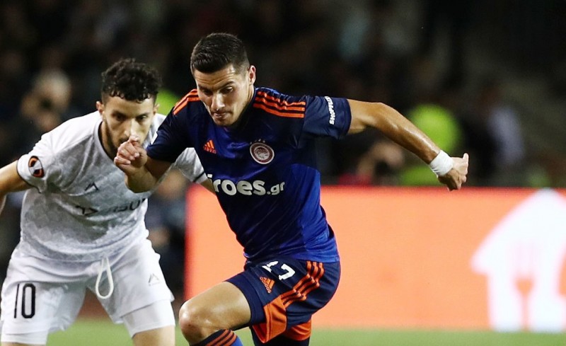 Με Βρουσάι στο αριστερό άκρο της άμυνας!