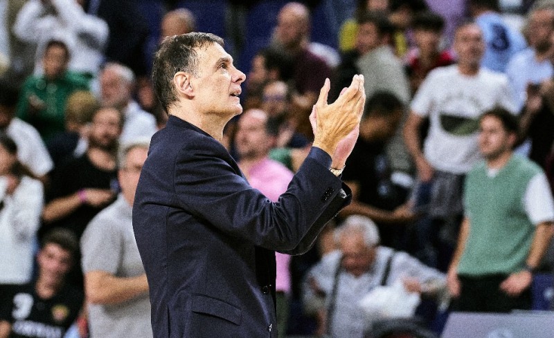 Μπαρτζώκας: «Έχουμε μία ομάδα που θα μπαίνει να νικήσει παντού»