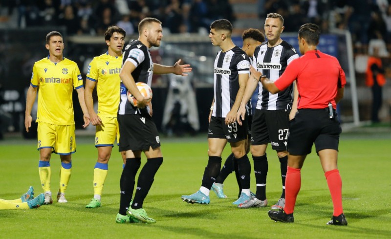 Απίθανα πράγματα! Πέναλτι αυτό του ΠΑΟΚ, αλλά του Ρέαμπτσιουκ… δεν είναι!