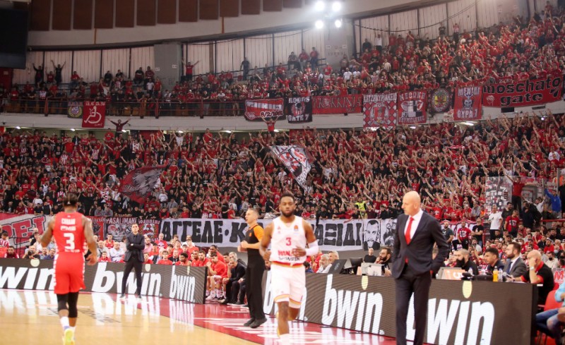 Ασταμάτητη η Θύρα 7 με Μονακό στο ΣΕΦ! (video)