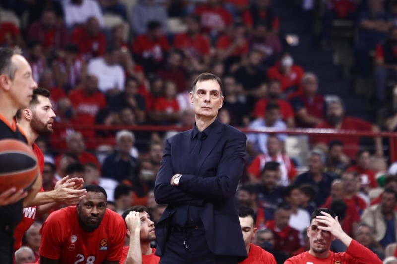 Μπαρτζώκας: «Ευχαριστώ τον κόσμο του Ολυμπιακού»