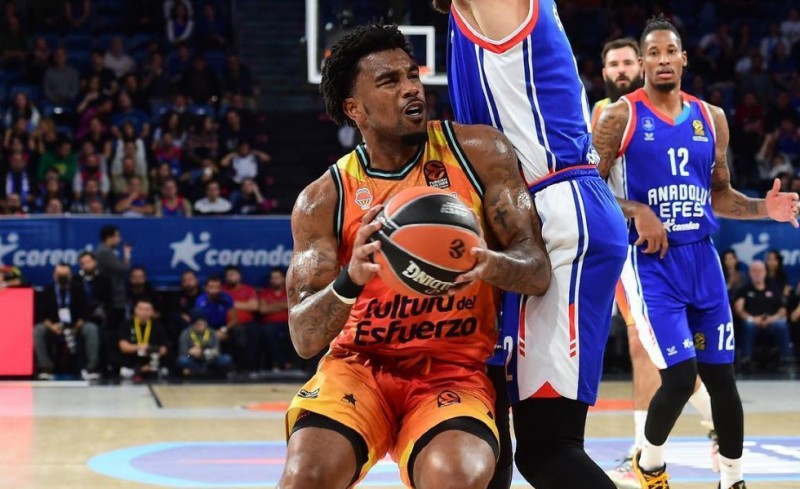 Η εξαιρετική Βαλένθια σόκαρε την Εφές στην Πόλη! (video)