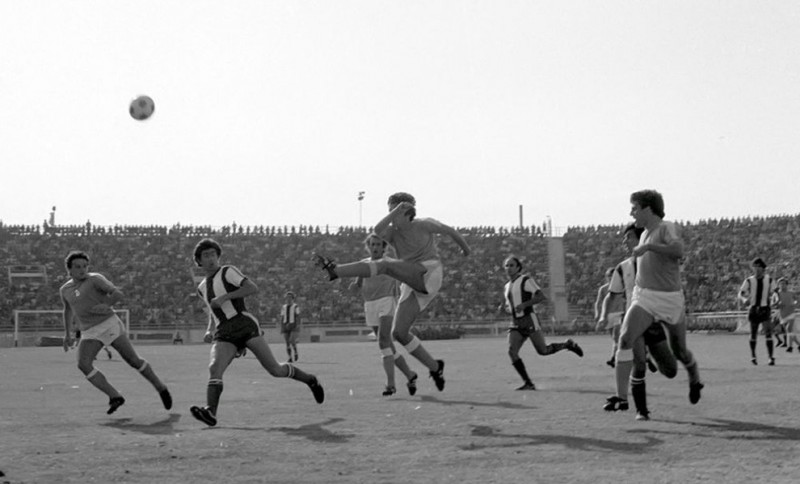 «Λύγισε» τη Νάπολι ο Θρύλος! (video)