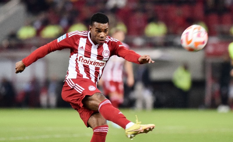 Οι ευχές του Θρύλου στον Γκάρι! (video)