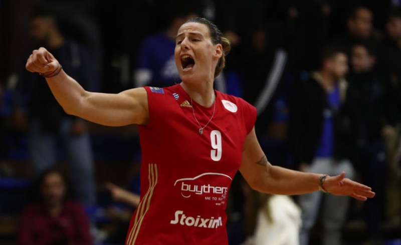 Όλμπερχτ: «Να παίξουμε με πολύ πάθος και πολλή ενέργεια»