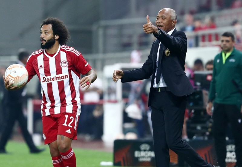 Κομπουαρέ: «Υποστηρίζω τον Ολυμπιακό στο ντέρμπι της Κυριακής»