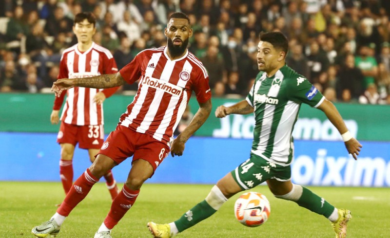 Εμβιλά: «ΑΔΙΚΟ!» (photo)