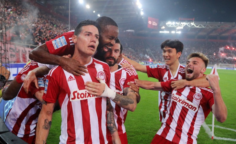 Tεστ και με Χάντερσφιλντ ο Θρύλος!