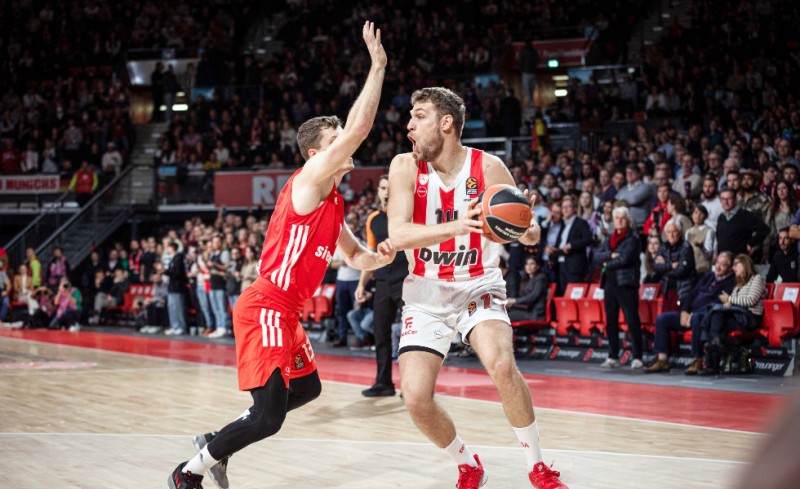 Ο σπουδαίος Σάσα σπάει τα κοντέρ και πάει να γράψει ιστορία! (photo)