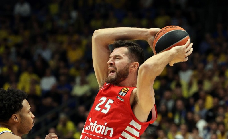 Πίτερς: «Οι οπαδοί του Ολυμπιακού είναι οι καλύτεροι στην Ευρώπη»