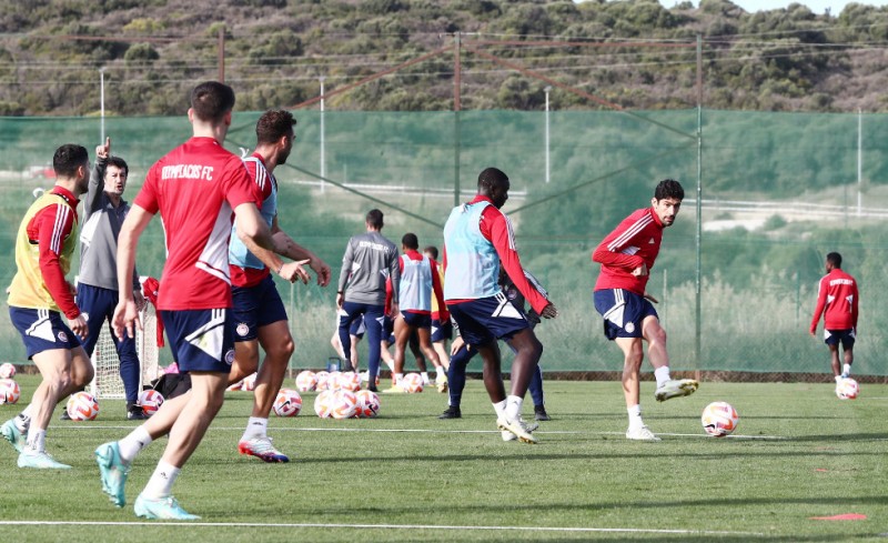 Έμφαση σε τακτική, κατοχή μπάλας και στατικές φάσεις (photos)