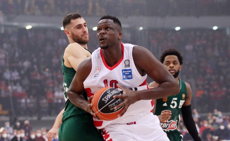 Η καθοριστική μάχη Φαλ-Παπαγιάννη στο ντέρμπι!