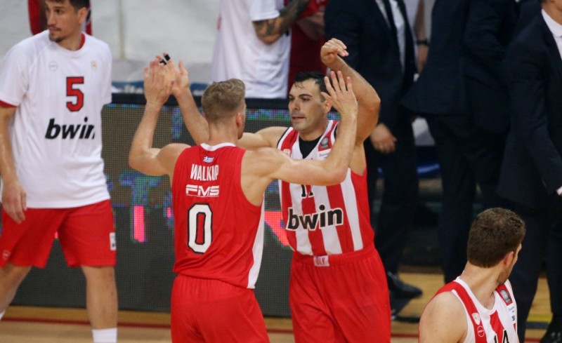 Σαρώνει στο δημιουργικό κομμάτι ο Θρύλος!