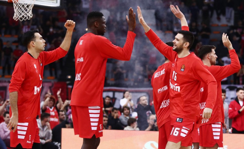 Εφές-Ολυμπιακός 82-71 (Τελικό)