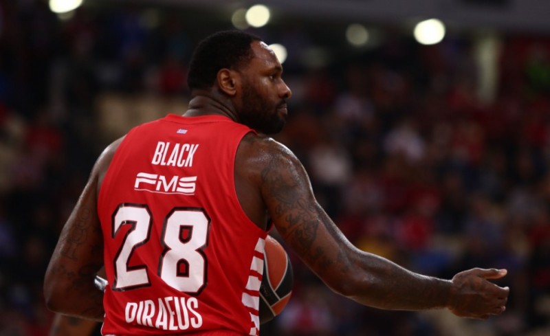 Χωρίς Μπλακ στη Λυών