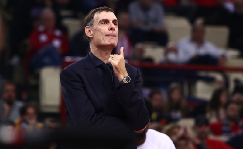 Μπαρτζώκας: «Δεν ξέρω αν θα παίξει ο Φαλ, εστιάζουμε μόνο στον Ερυθρό Αστέρα»