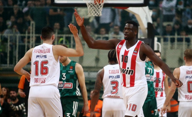 10-0 και συνεχίζει να γράφει το κοντέρ!