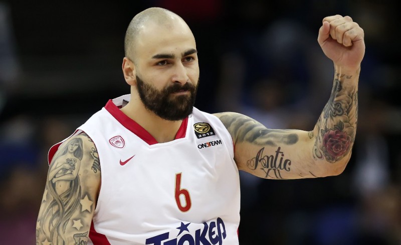 Άντιτς: «Θα αγκαλιάσω τον Μπαρτζώκα, τον σέβομαι, είναι από τους καλύτερους»