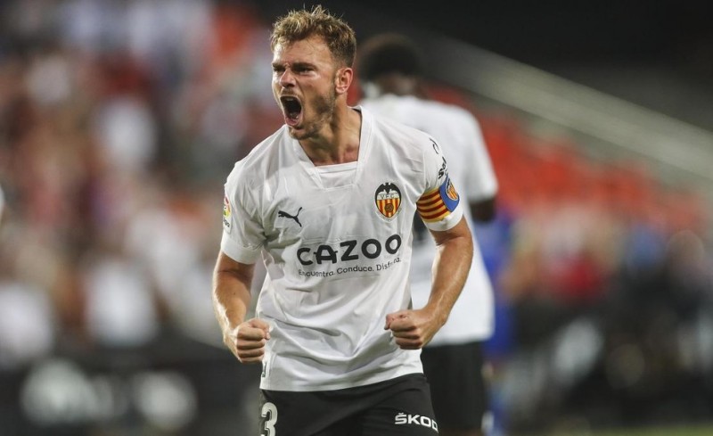 Ο Λάτο «κερδίζει» τον Σουάζο