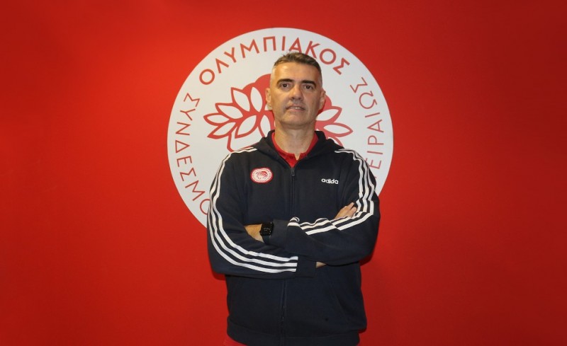 Γραμματικός: «Να κατακτήσουμε τους εγχώριους τίτλους»