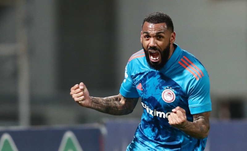 Κυρίαρχος και κόντρα στον Βόλο ο Θρύλος!