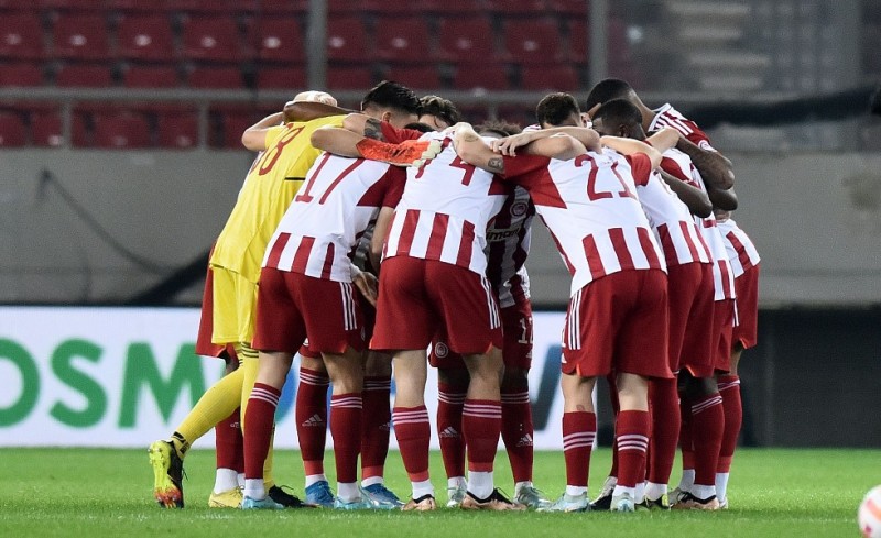 Η ενδεκάδα του Θρύλου στο Περιστέρι!