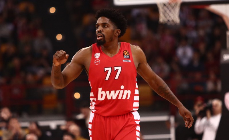 Ο «Shaq Attack» γουστάρει πολύ την Ελλάδα και το... φωνάζει! (photo)