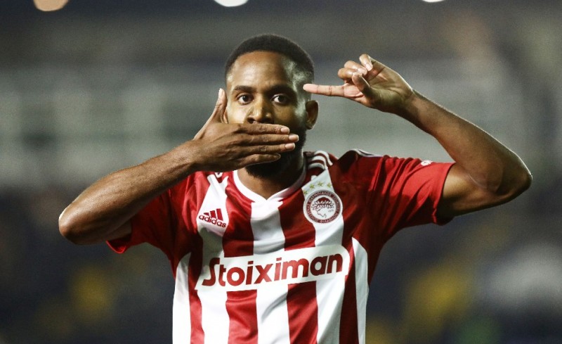 Αποθέωση για «Μπακαγκόλ»!