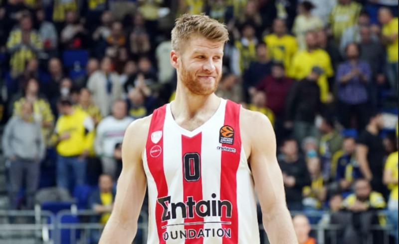 Έκανε τα πάντα όλα ξανά ο «βιονικός» Ουόκαπ! (video)