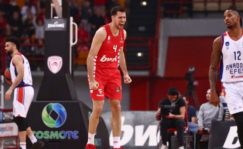 «Έπνιξε» και την Εφές ο ασταμάτητος Θρύλος!