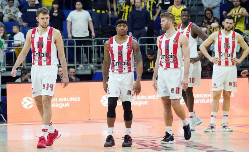 O φετινός Ολυμπιακός δεν μασάει πουθενά!