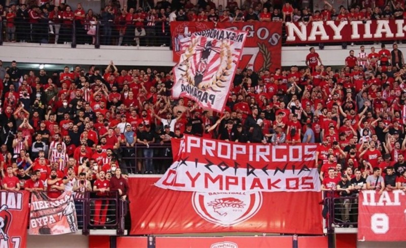 ΚΑΕ Ολυμπιακός: «Μαζί είμαστε πιο δυνατοί, φοράμε όλοι κόκκινα» (video)