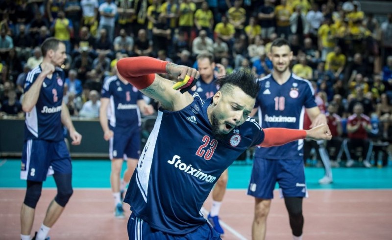 ΘΡΥΛΟΣ στο Τελ Αβίβ, έτοιμος για τη στέψη στο ΣΕΦ!