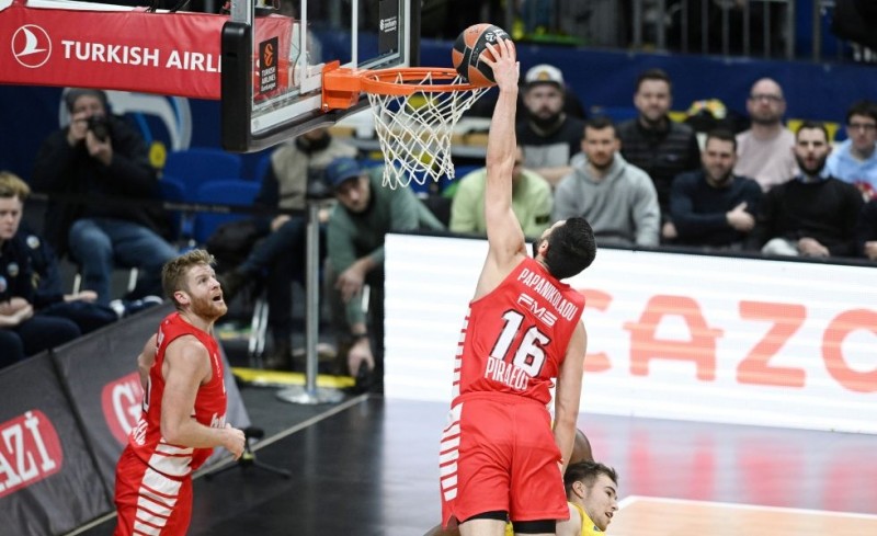 Κορυφαίο play του Φεβρουαρίου η συνεργασία των Ουόκαπ και «Παπ»! (video)