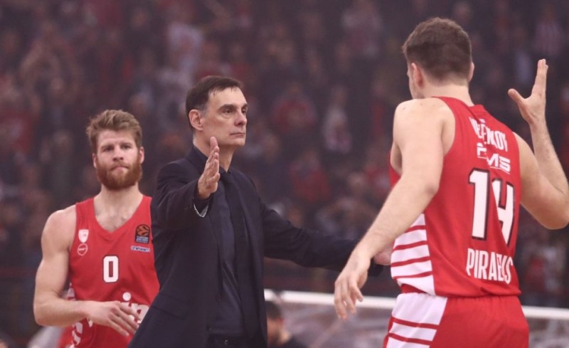 Μπαρτζώκας: «Πολύ σημαντική νίκη, μας βοηθά να πάρουμε την καλύτερη δυνατή θέση»