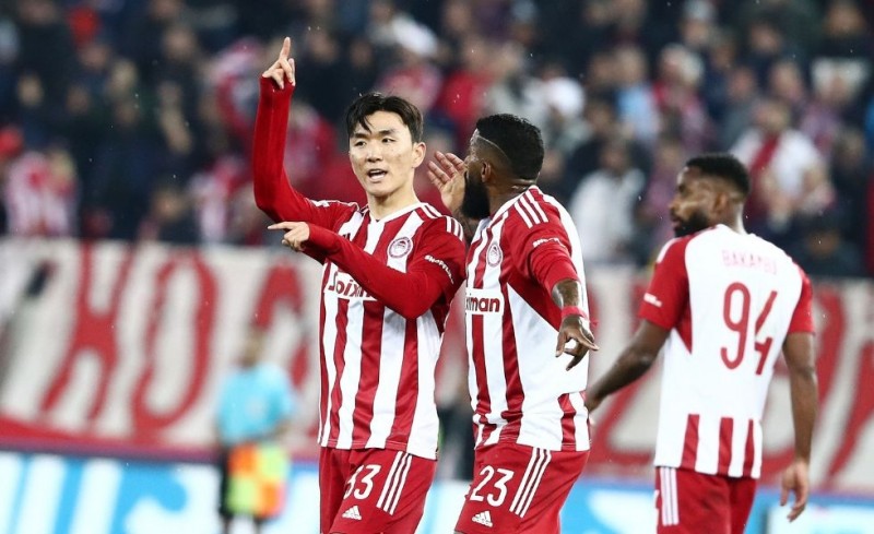 «Σουτάρα» και γκολάρα Χουάνγκ και 1-0!