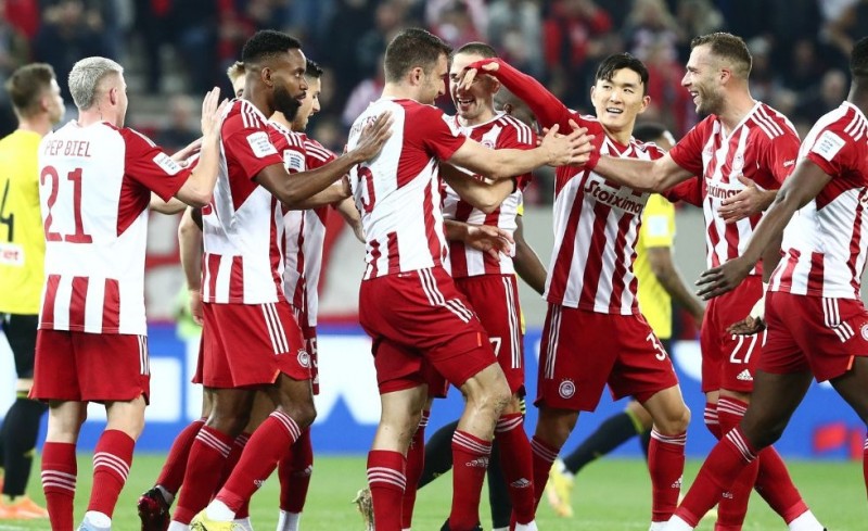 Βλέπεις Ολυμπιακό με Σούπερ προσφορά* Cosmote TV από την Stoiximan!