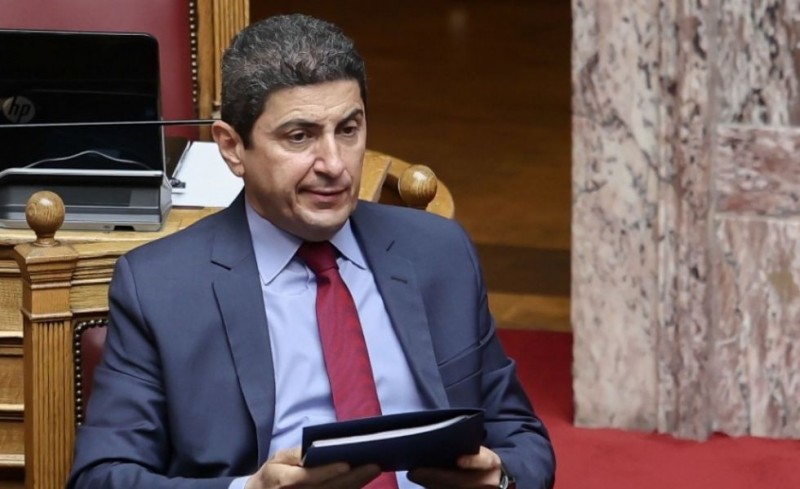 Αυγενάκης: «Δεν αποτελεί τιμή για το ελληνικό ποδόσφαιρο η εικόνα της ΕΠΟ»