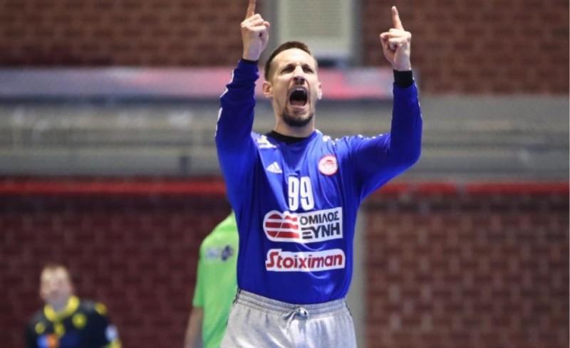 Μπάουερ: «Να τελειώσουμε τη σειρά την Παρασκευή, στην έδρα μας»