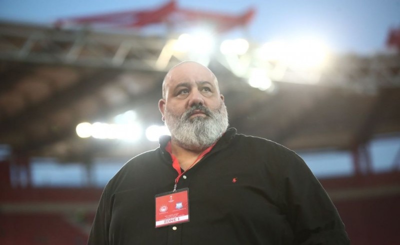 Mυθικό «γλέντι» από Καραπαπά με… Κιμ και Βόρεια Κορέα για τον τελικό Κυπέλλου (photo)