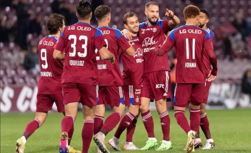 «Πρέπει να κάνει υπέρβαση…»