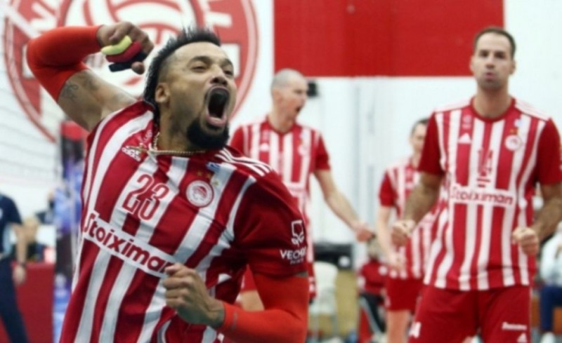 Ιντάλγκο: «Ευχαριστώ τον Ολυμπιακό, σας αγαπώ» 