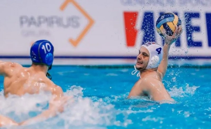 Λόντσαρ: «Θα συνεχίσω την καριέρα μου στον Ολυμπιακό»